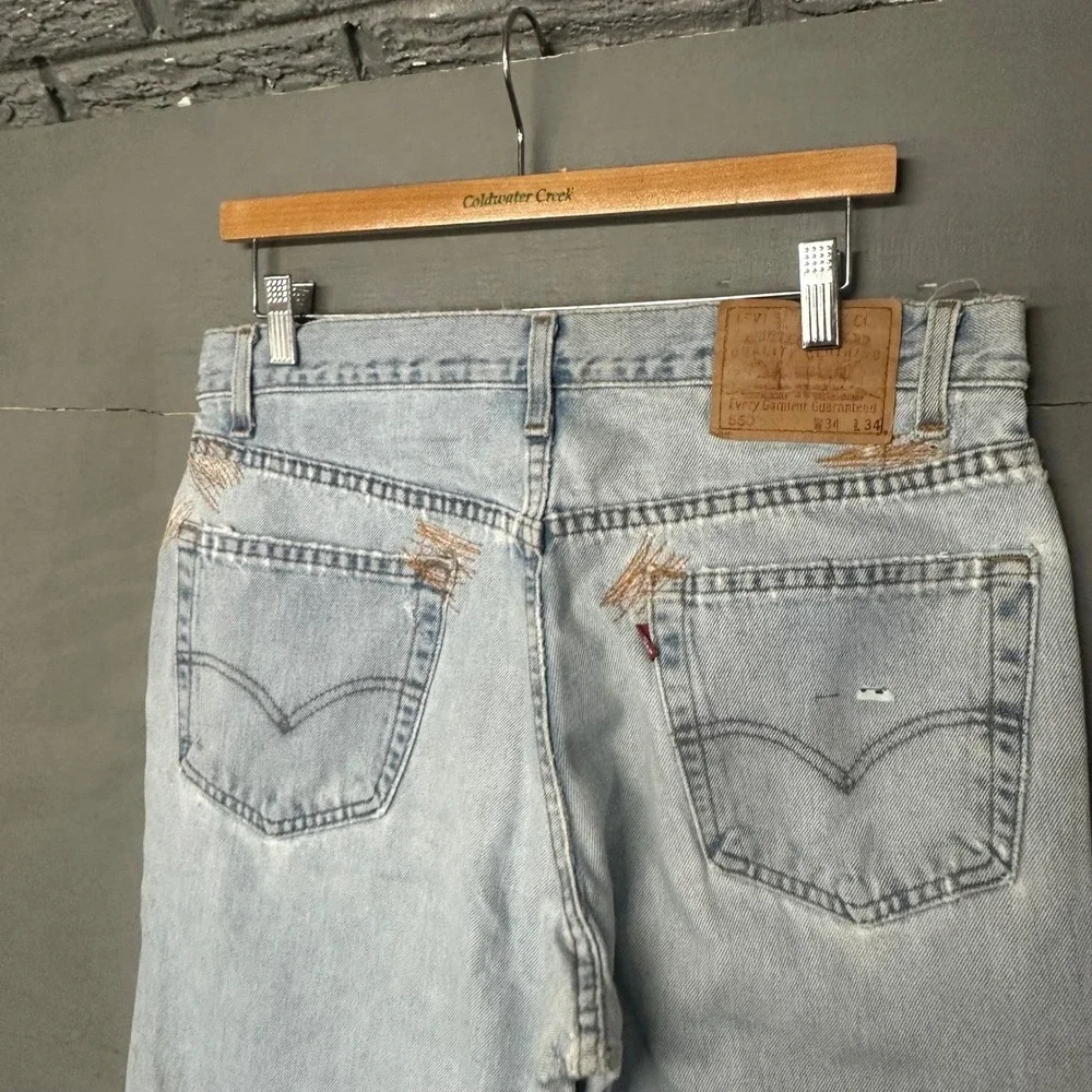 Levis 550 Relaxed Fit Light‎ Wash Distressed Jeans Mens 34x34 Tapered Leg Blue